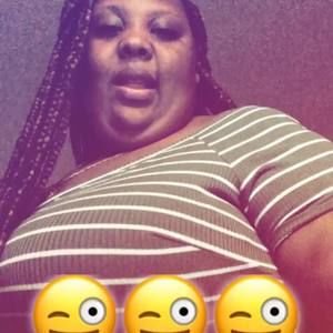 Meet your Posher, Adriania